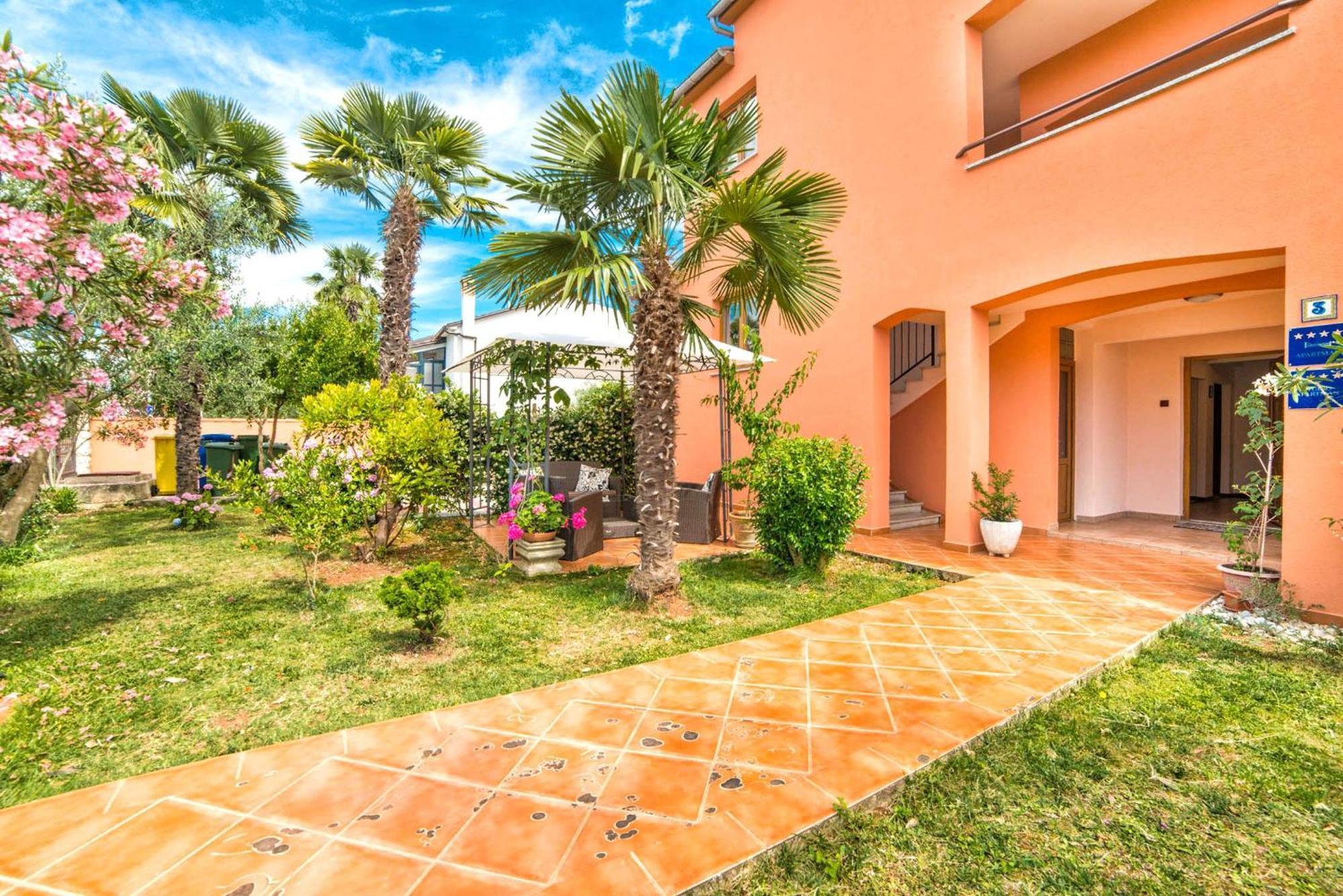 Apartments Cvek Ρόβινι Εξωτερικό φωτογραφία