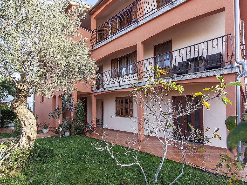 Apartments Cvek Ρόβινι Εξωτερικό φωτογραφία