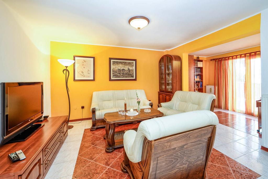 Apartments Cvek Ρόβινι Εξωτερικό φωτογραφία