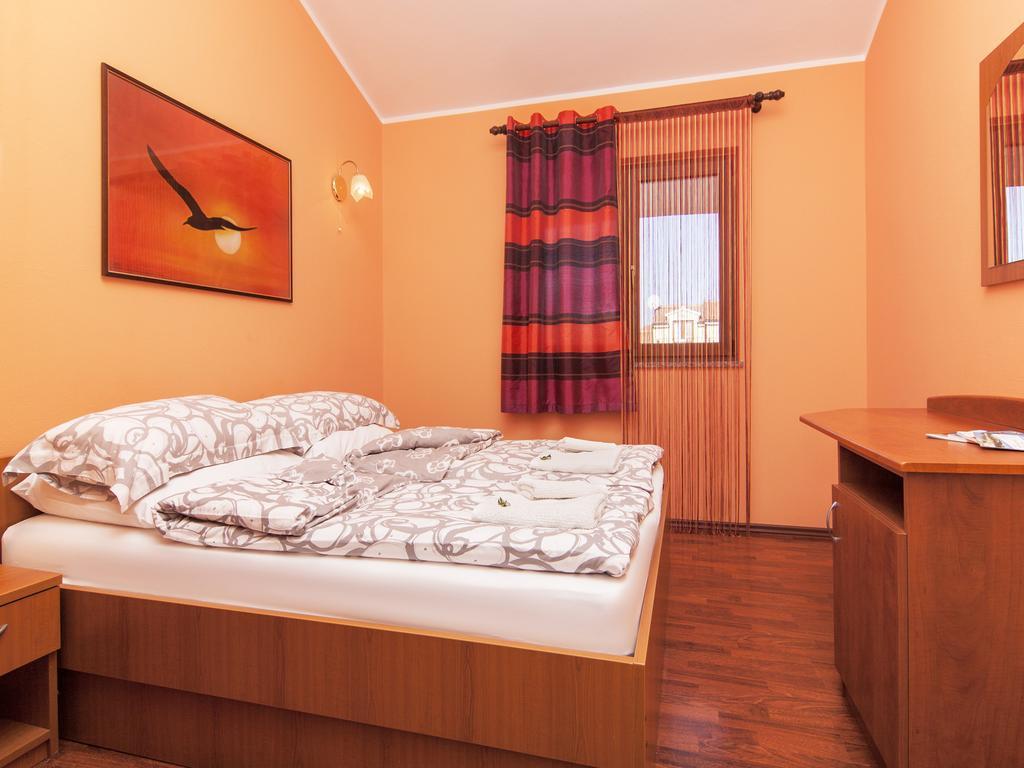 Apartments Cvek Ρόβινι Δωμάτιο φωτογραφία