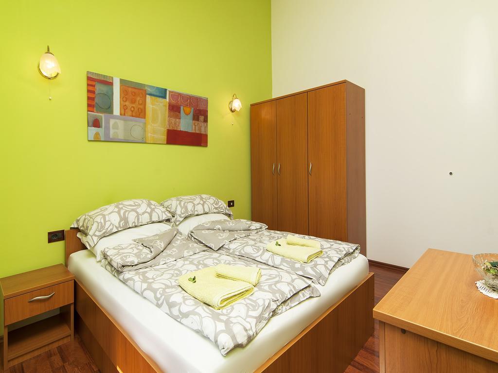 Apartments Cvek Ρόβινι Δωμάτιο φωτογραφία